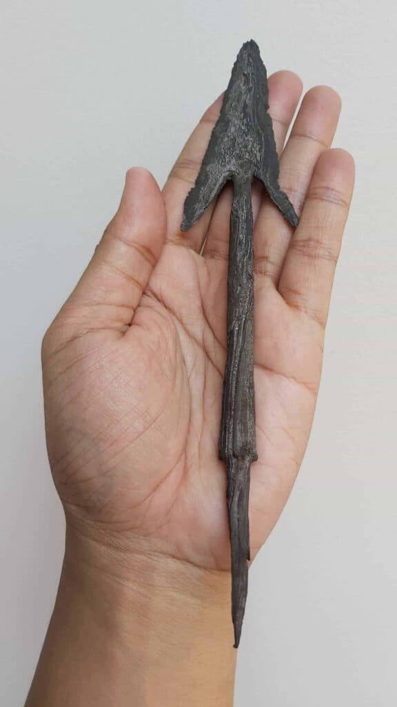 Spear Nenggolo - ZK-057