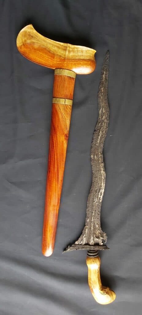 Keris Luk 4 - ZK-484-HMZ